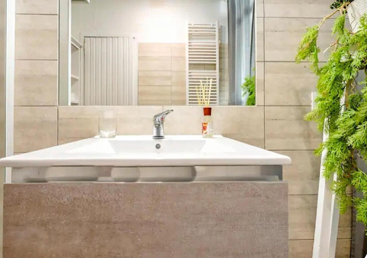 "Vacanze Romane" Stazione Tiburtina, Appartamento Tre Camere Da Letto 5 Posti Letto Exterior foto